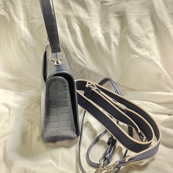 Kate Spade Crossbody Top Handle Bag In Dark Navy With Croc-Embossed Print - Picture 4 of 10